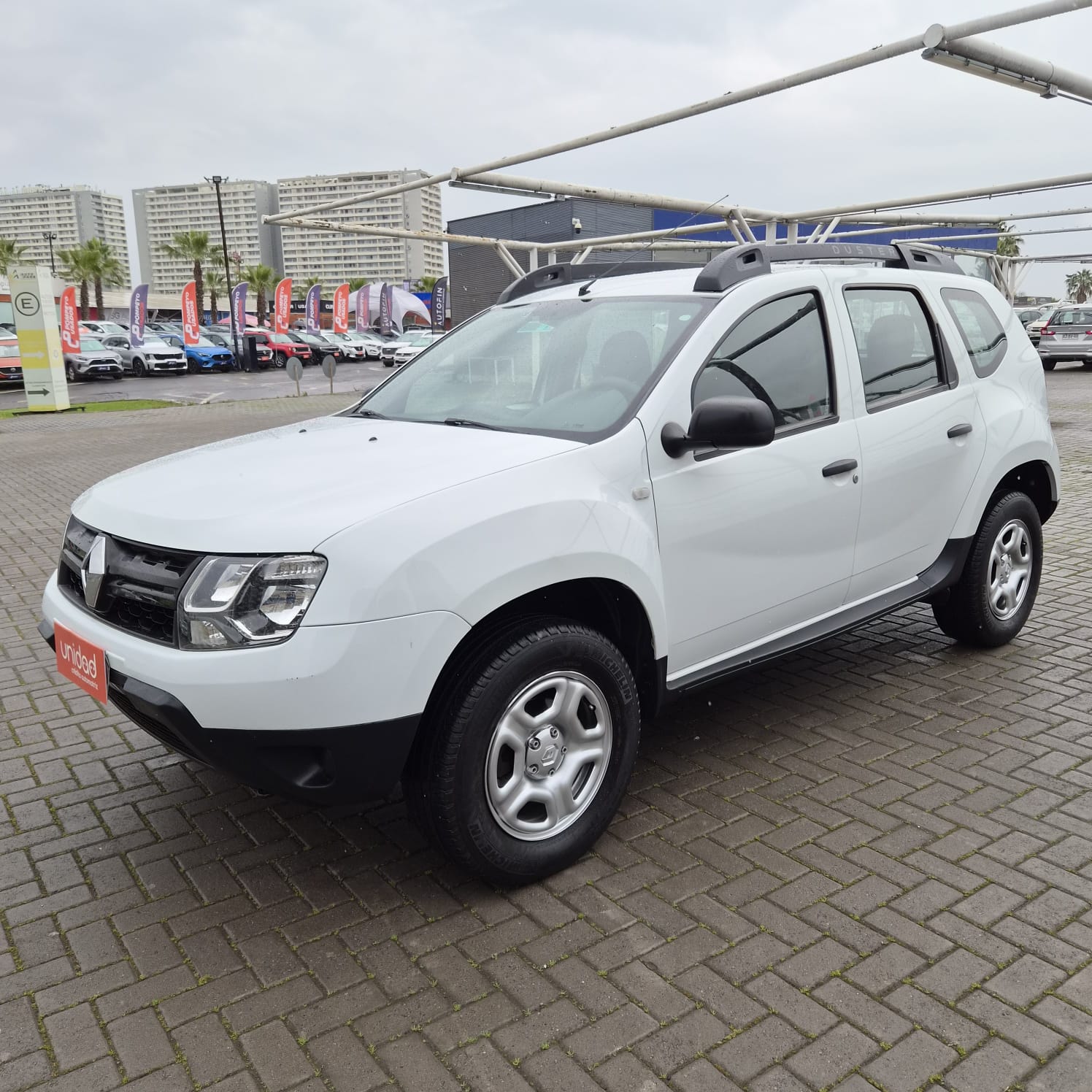 RENAULT DUSTER